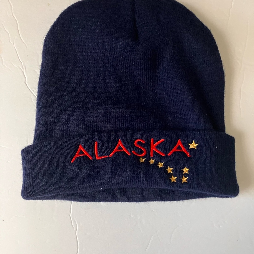 Alaska Knit Beanie - Picture 5 of 9